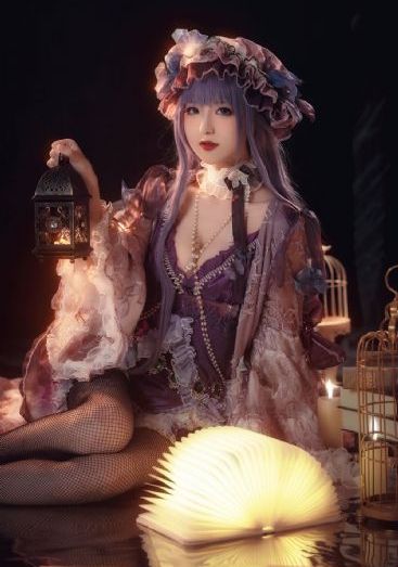 江西一网红店横梁疑砸中城管