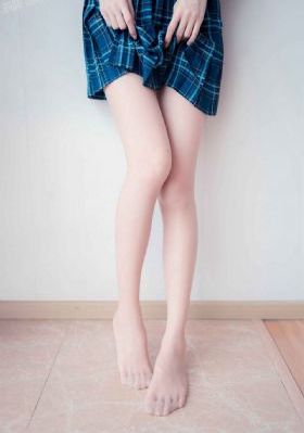 一家四口混乱的关系文案