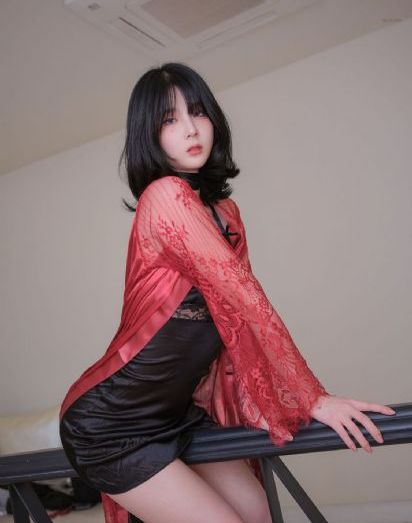 游泳池电影