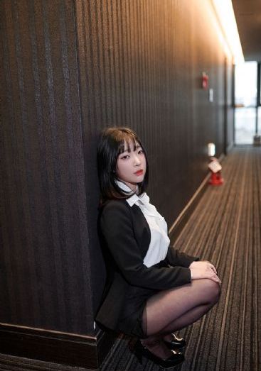 美丽的保姆