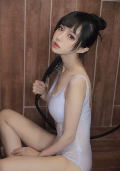 黄色